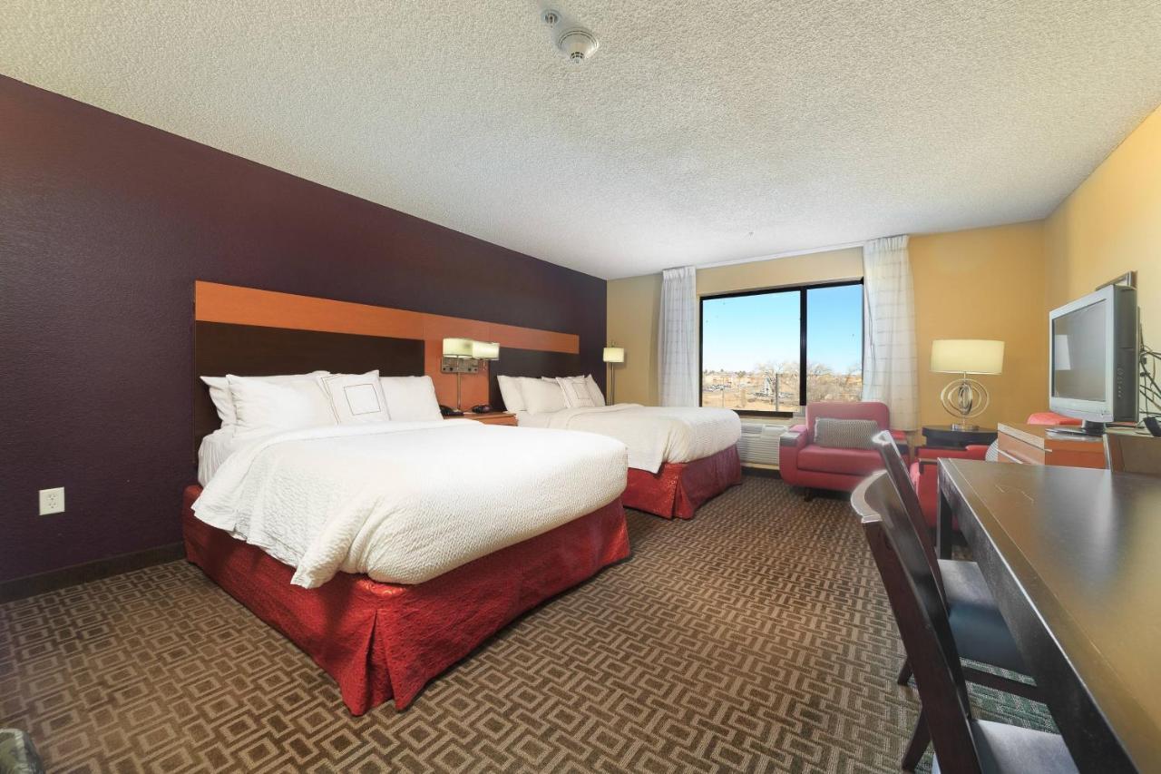 Towneplace Suites Farmington Exterior photo