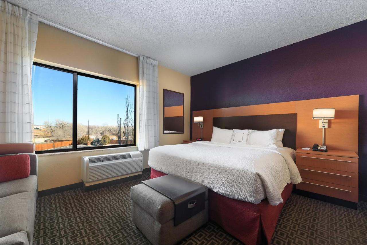 Towneplace Suites Farmington Exterior photo